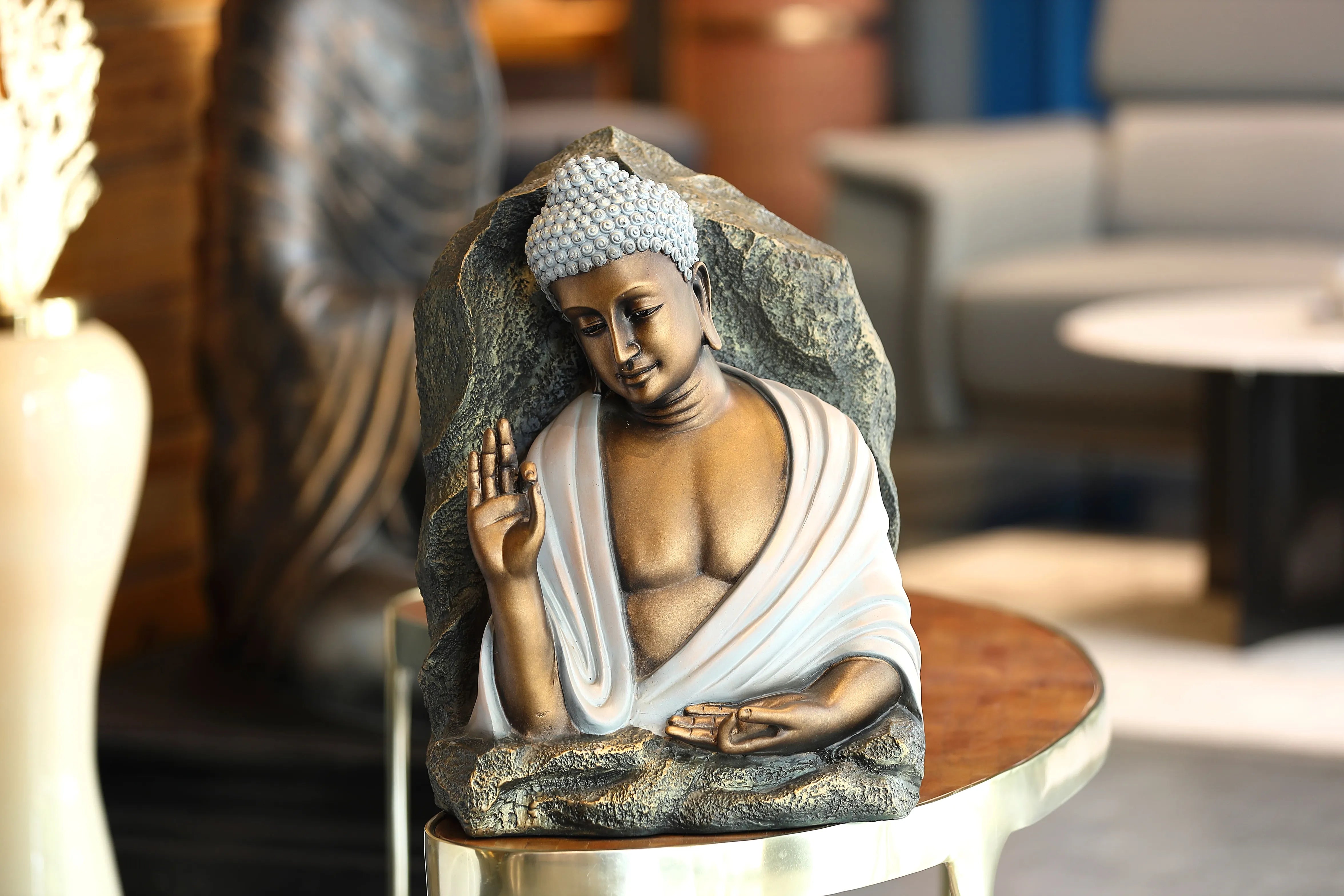 Buddha under a rock – Woodpecker Furniture